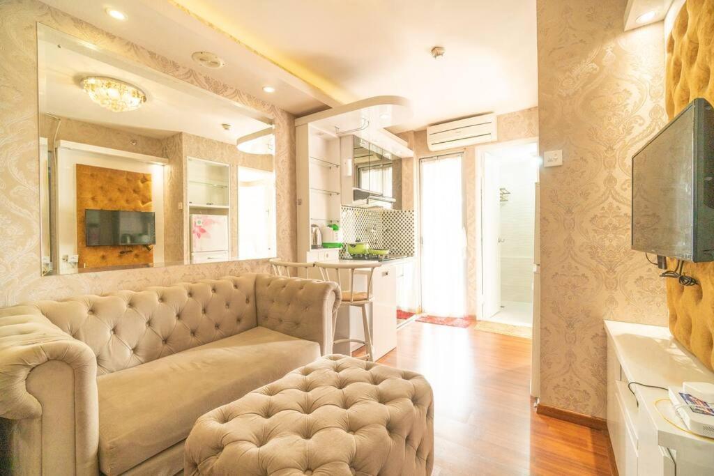 Apartemen Comfort 2 Bedroom Above Bassura Mall East Jakarta
